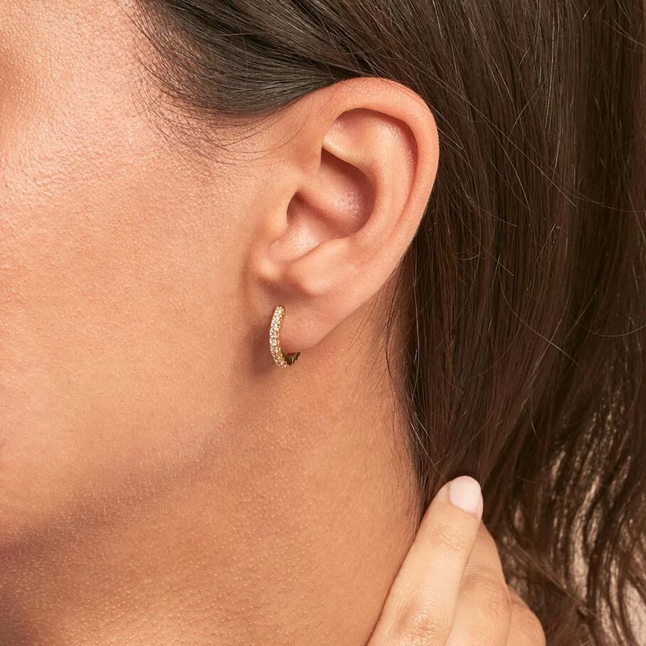 Créoles AUSTRAL - Cristal / Doré 4 Créoles AUSTRAL - Cristal / Doré – Image 2